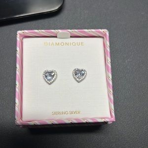 Diamonique Stud heart earrings